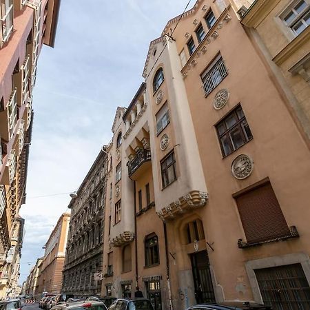 Art Nouveau Apartment Будапеща Екстериор снимка